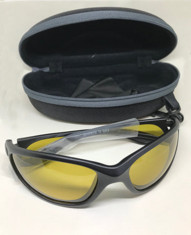Polarized amber sunglasses with case