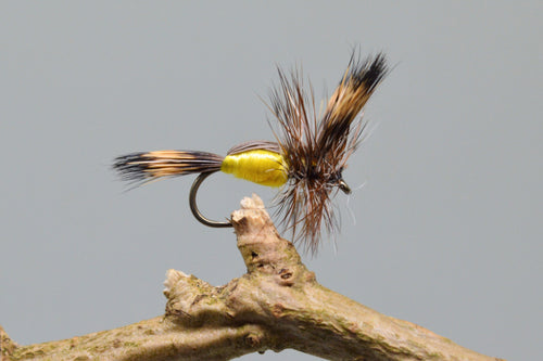 Yellow Humpy x 3   (Barbed & Barbless)