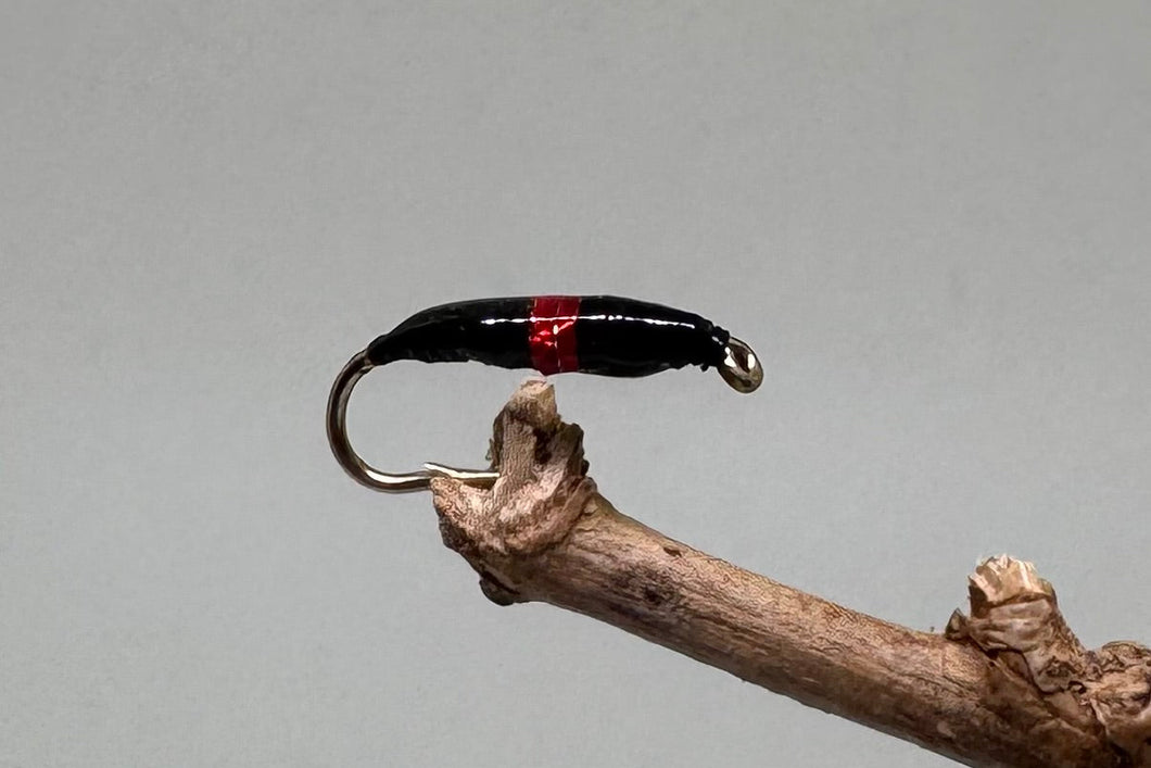 Vicar Red Collar x 3. (Barbed)