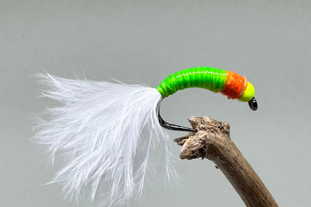 Cat bug hot spot x 3   (Barbless)