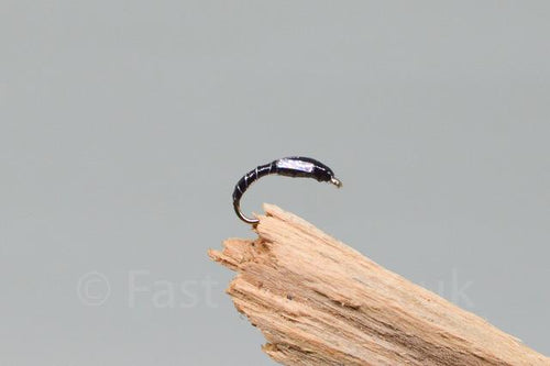 Black with white pearl cheeks x 3. (Barbed)